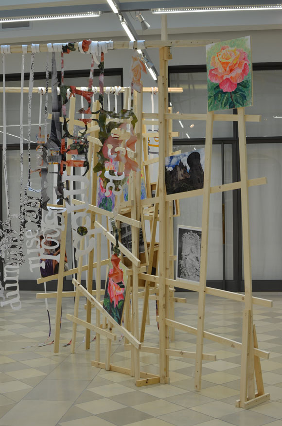 Martin von Ostrowski, Susanne Pomrehn: Gebrüder Grimm - constructed, Installation in  
						der Humboldtuniversität zu Berlin,  Universitätshauptgebäuude, östlicher Lichthof, 6. März - 30. März 2017